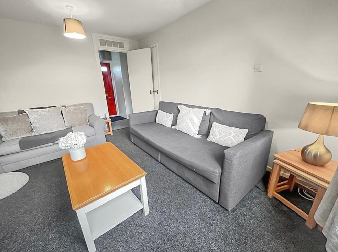 Spacious - 2 Double Bed - City Home - Sleeps 6 - Free Parking Hereford Eksteriør bilde